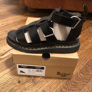 Dr martens mackaye sandals new